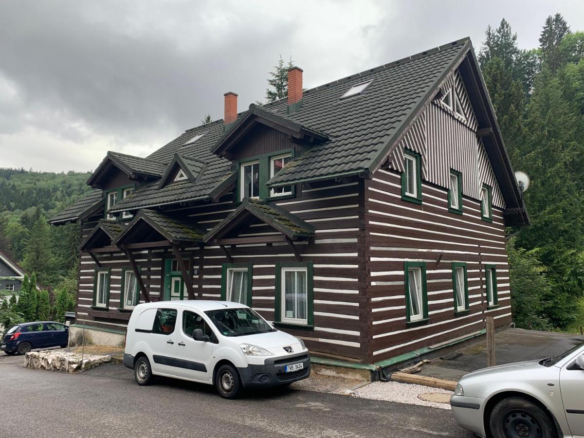 Penzion Zelené Údolí Janské Lázně Exterior foto